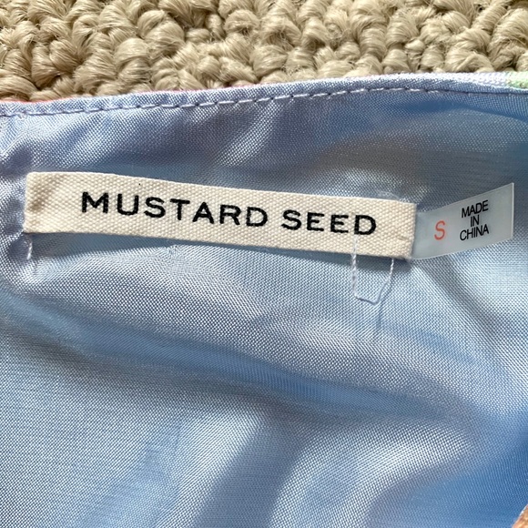 Light Blue Floral Cutout Crop Top - Picture 3 of 6